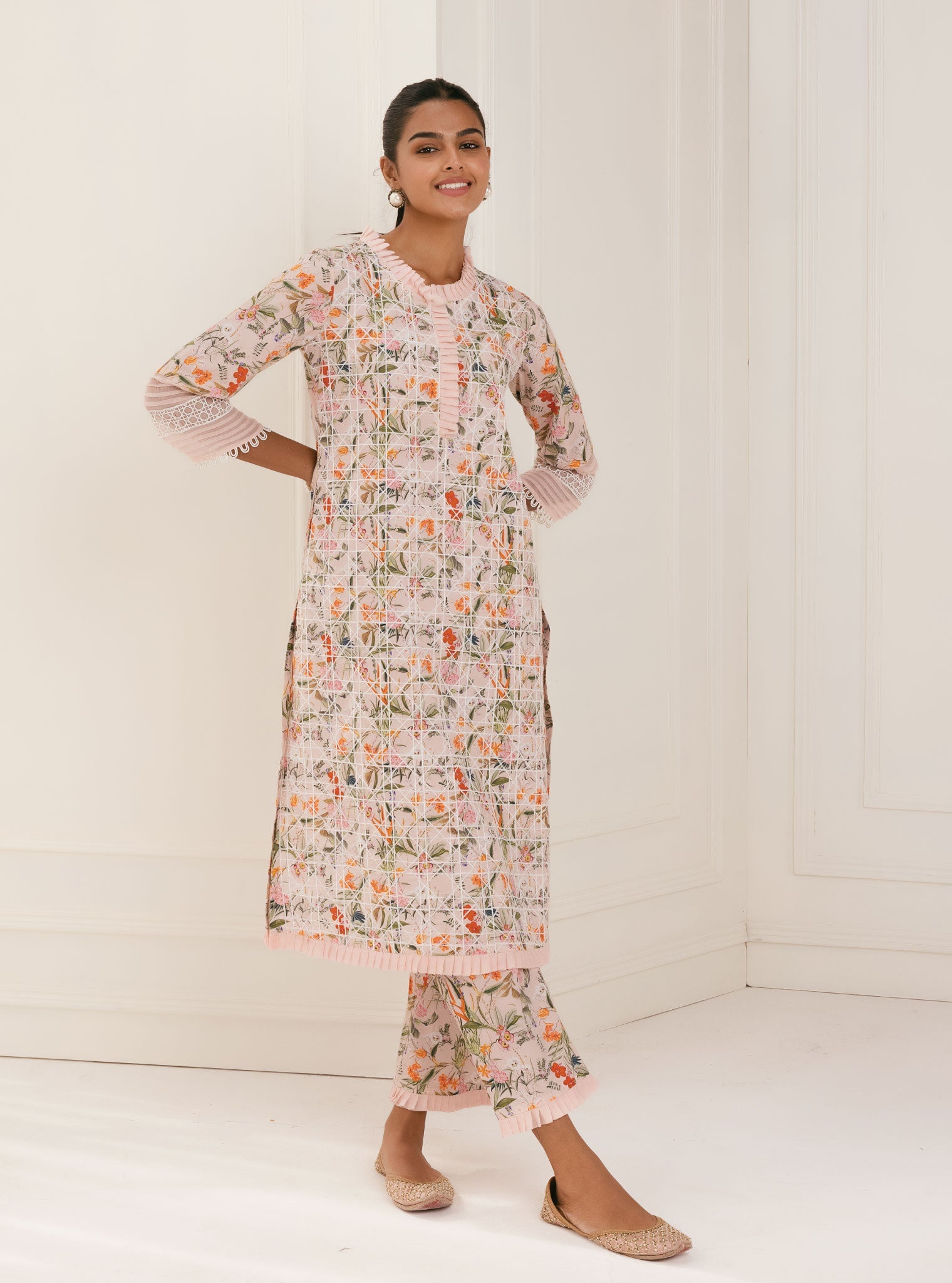 Mulmul Cotton Rafaela Pink Kurta With Rafaela Pink Pant