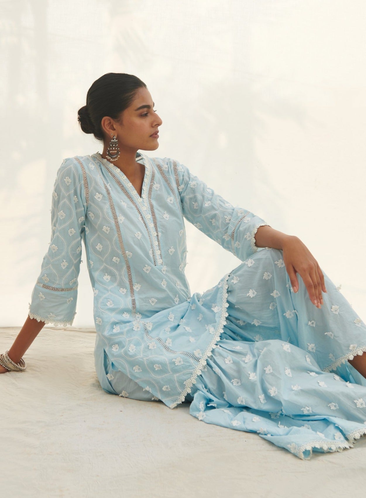 Mulmul Cotton Zarani Blue Kurta With Mulmul Cotton Zarani Blue Garara