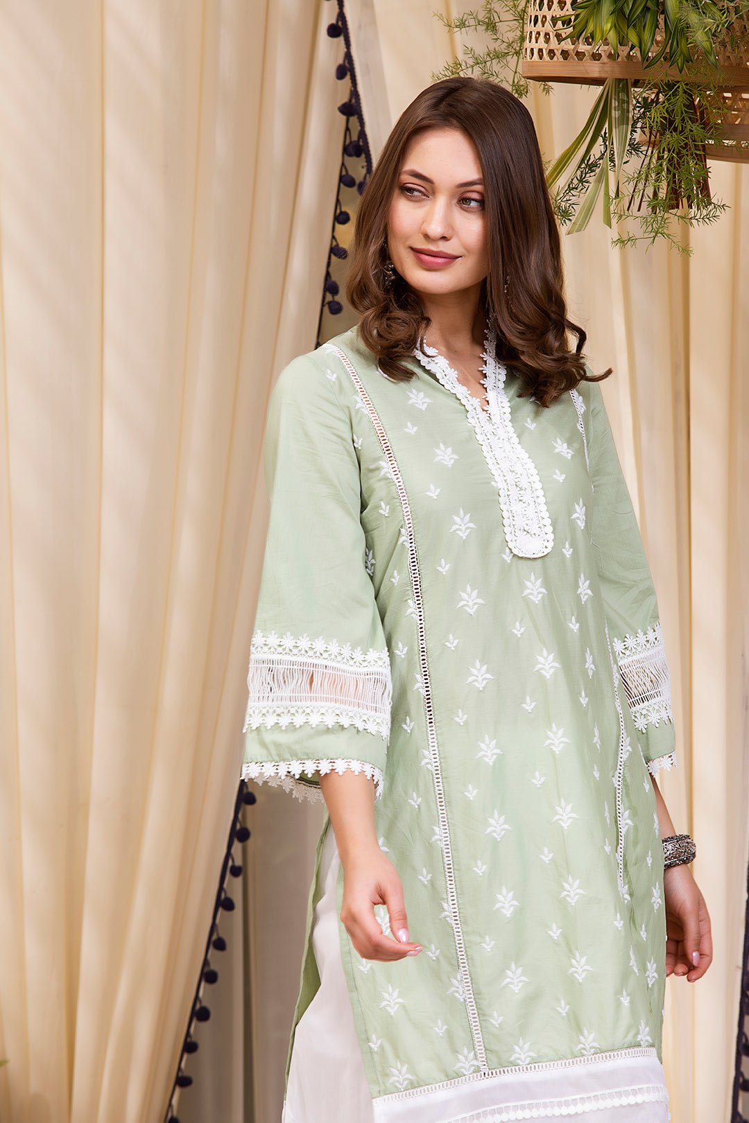 Mulmul Cotton Sandra Kurta With Front Pleated Pyajama