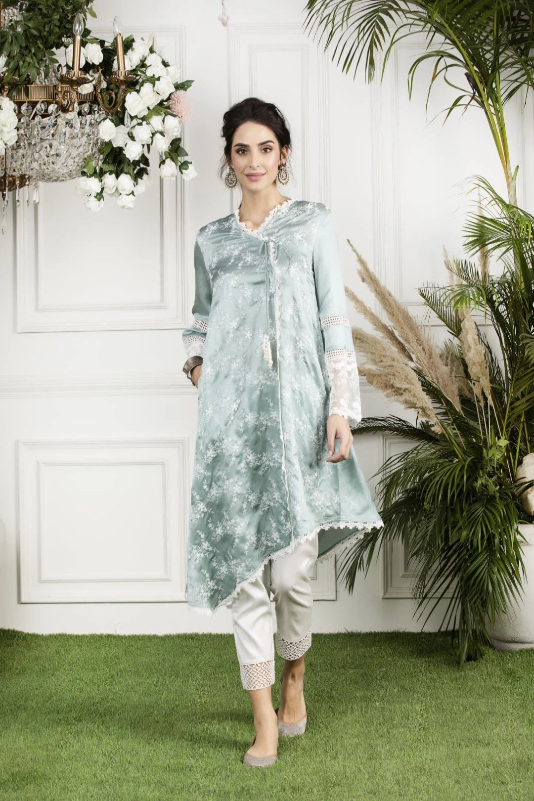 Mulmul Dandelion Kurta White Fern Pyjamas