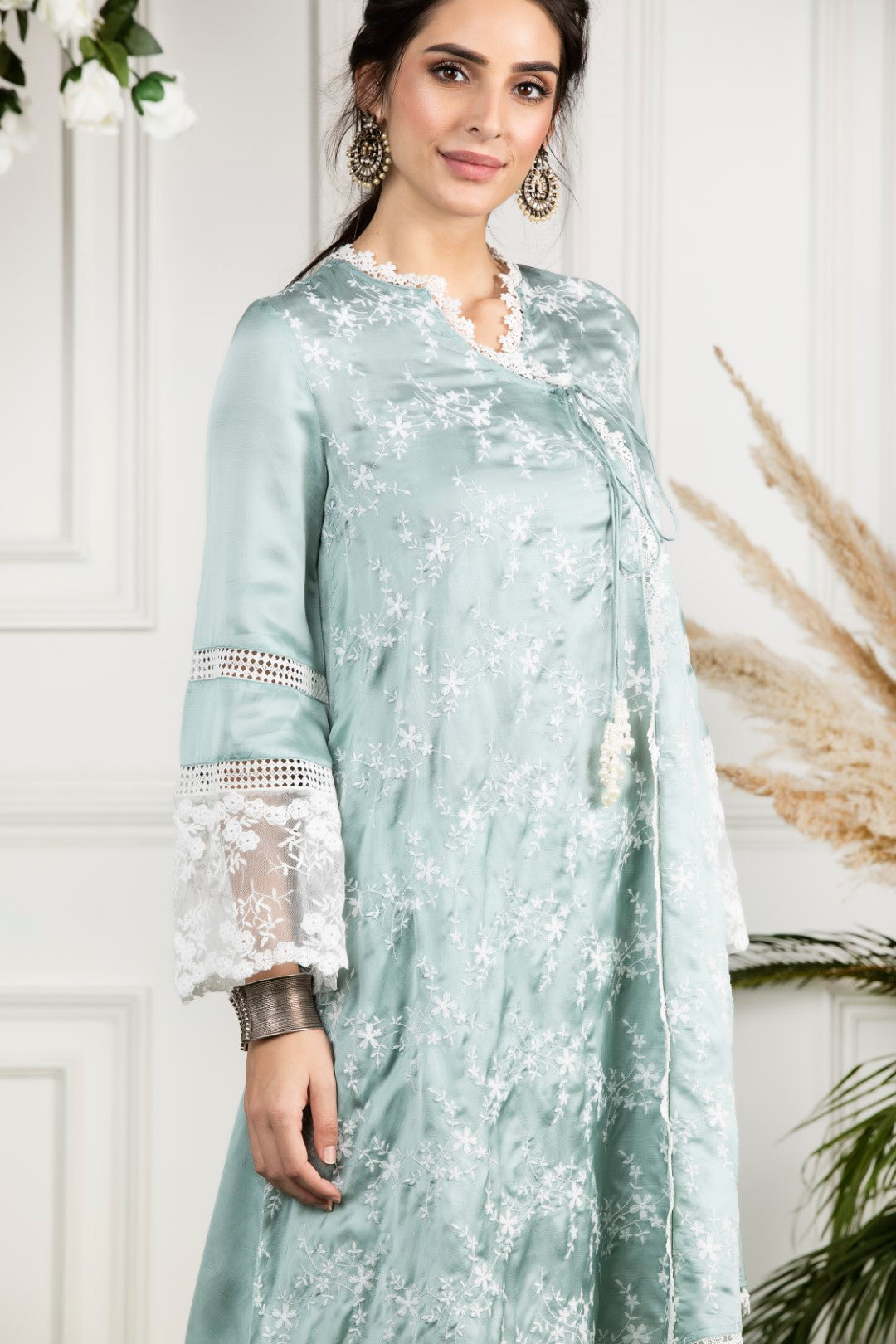 Mulmul Dandelion Kurta White Fern Pyjamas